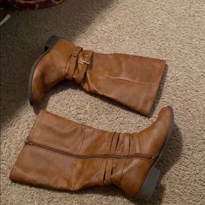Brown boots